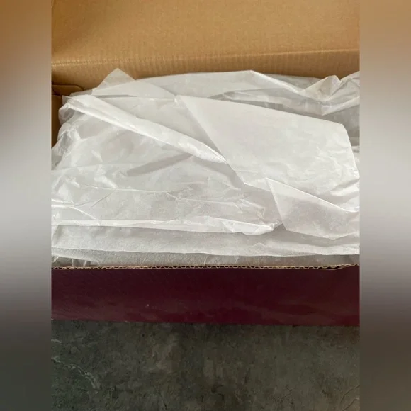 Women’s Skechers slippers.  NWOT.  Size 7.5 - Picture 9 of 11